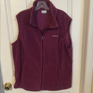 Columbia Rich Purple Sleeveless Fleece. Size 2X.